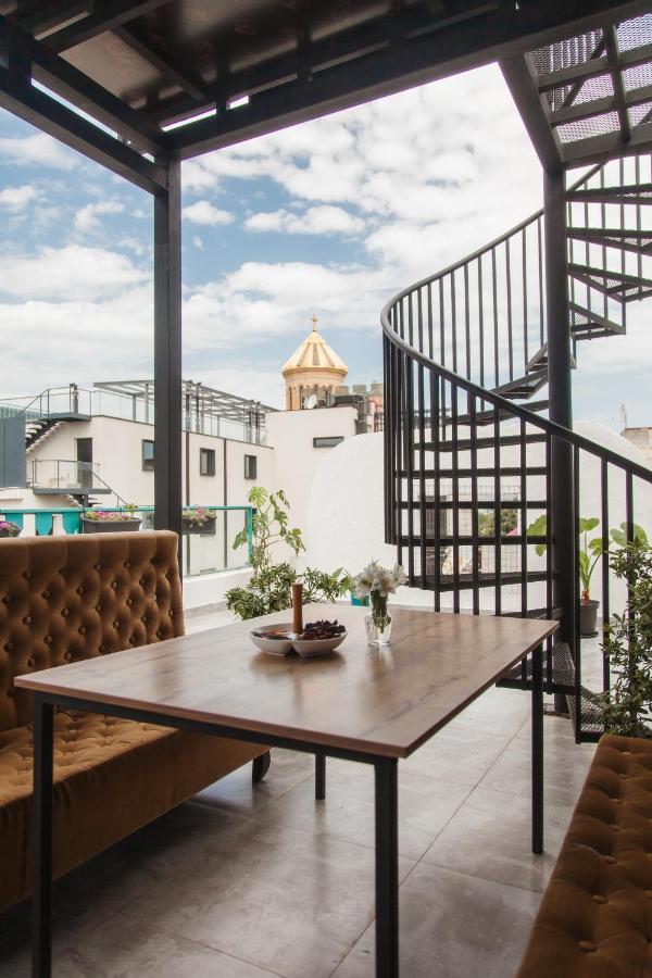 טביליסי Hotel Tato & Coworking Space מראה חיצוני תמונה