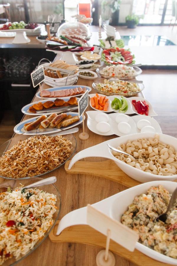 טביליסי Hotel Tato & Coworking Space מראה חיצוני תמונה