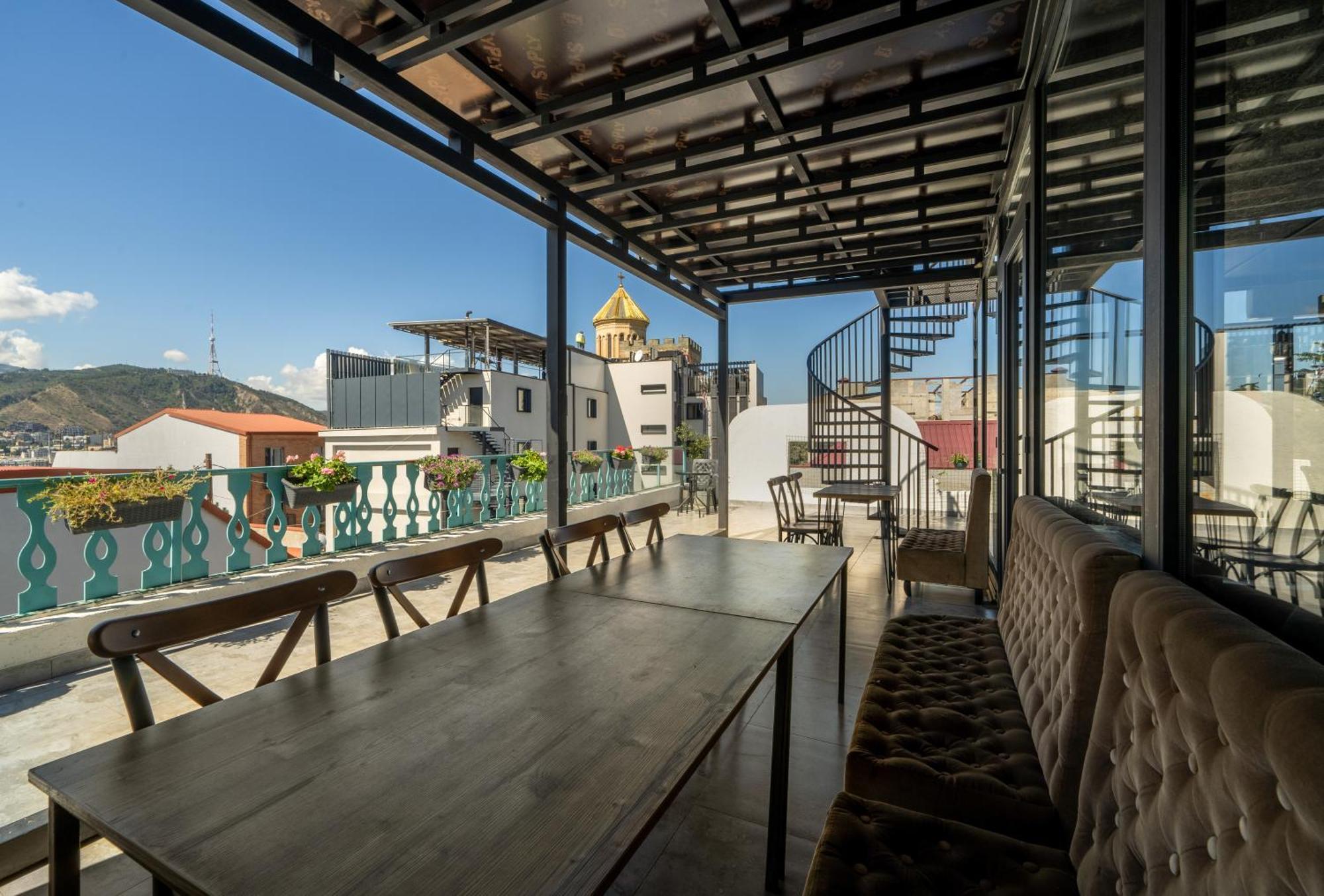 טביליסי Hotel Tato & Coworking Space מראה חיצוני תמונה