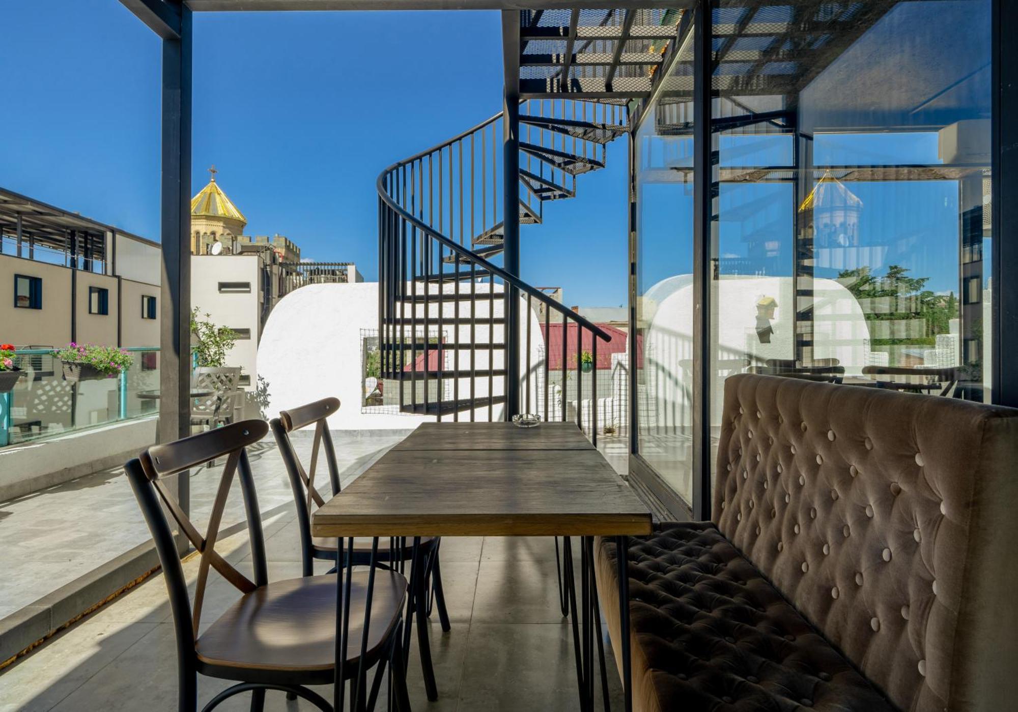טביליסי Hotel Tato & Coworking Space מראה חיצוני תמונה