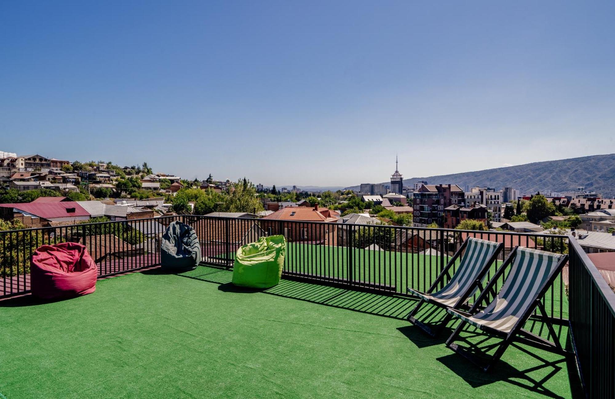 טביליסי Hotel Tato & Coworking Space מראה חיצוני תמונה