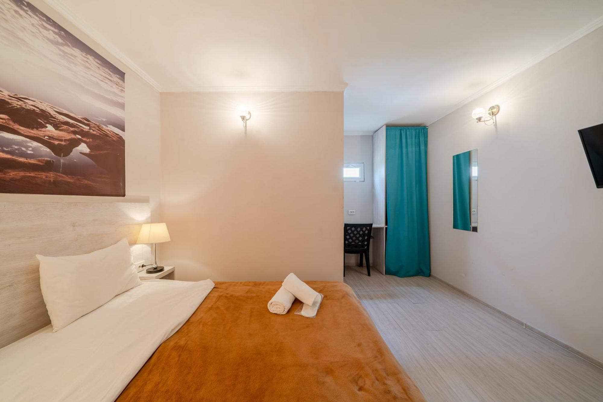 טביליסי Hotel Tato & Coworking Space מראה חיצוני תמונה